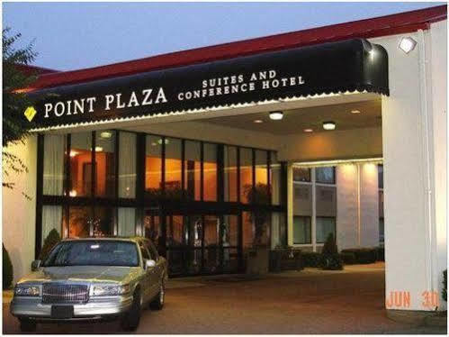 Point Plaza Suites At City Center Ньюпорт-Ньюс Экстерьер фото